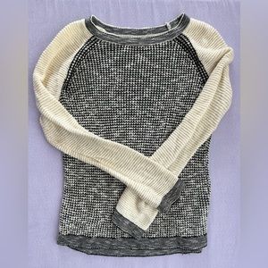 Ann Taylor LOFT Waffle Knit Sweater (Size M)